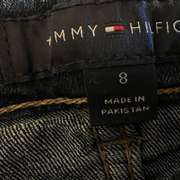 TOMMY HILFIGER BELTED GIRLS SKIRT  -  SIZE 8. - Picture 4 of 8